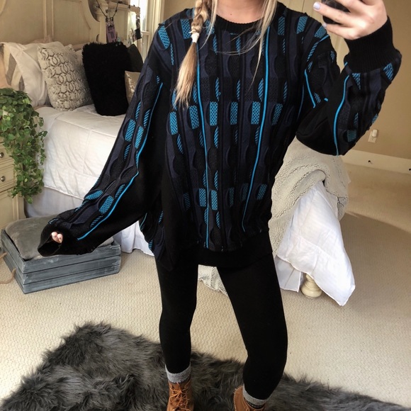 Sweaters - funky blue 80s vibes knit